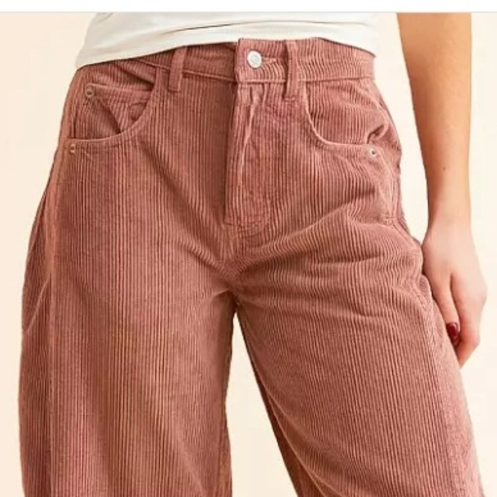 NWT Good Luck Mid-Rise Corduroy Barrel Pant in Withered Rose Size 30